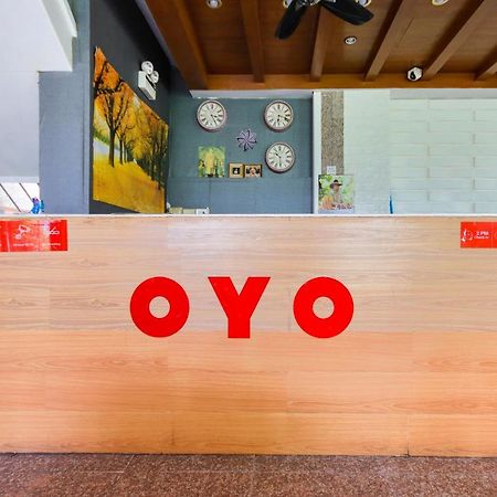 Oyo 861 Patong Dynasty Hotel Екстериор снимка