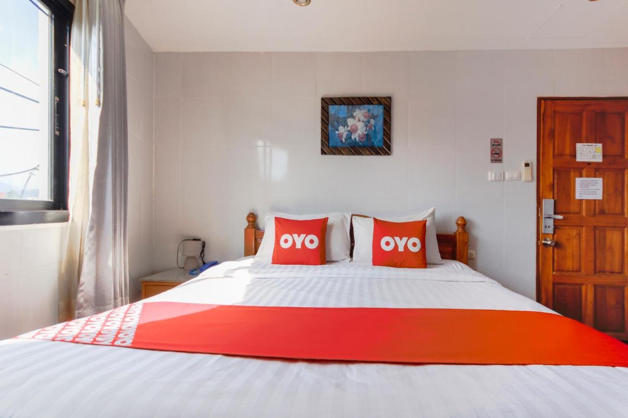 Oyo 861 Patong Dynasty Hotel Екстериор снимка