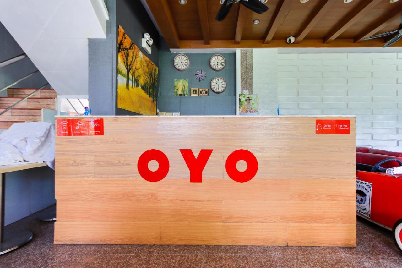 Oyo 861 Patong Dynasty Hotel Екстериор снимка